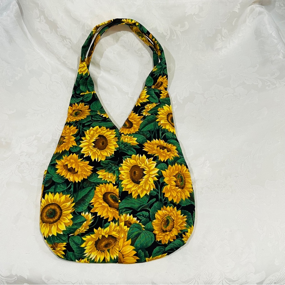 NWOT Sunflower Print Tote Bsg with Pockets - Picture 5 of 8
